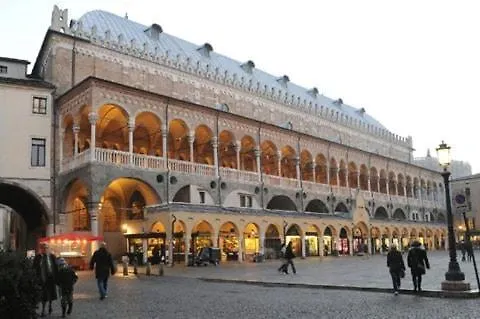 Apartment Kaloo - Comodi Alla Fiera Di Padova, Con Un Pizzico Di Stile Italy